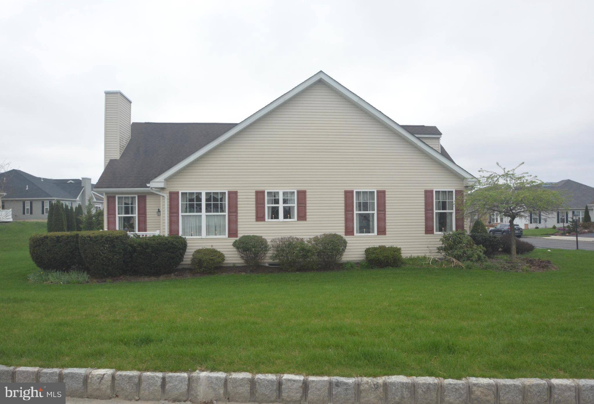 Oley, PA 19547,17 FOX CHASE LN