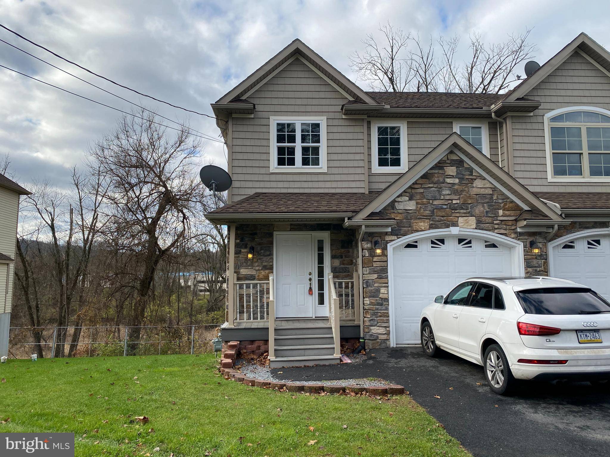 Reading, PA 19607,122 PENNWYN PL