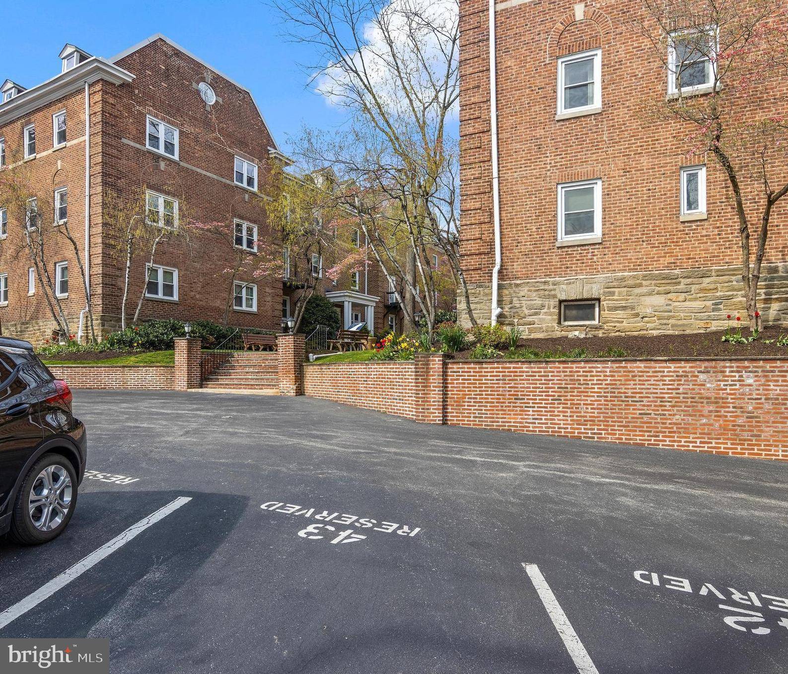 Haverford, PA 19041,237 MONTGOMERY AVE #2C