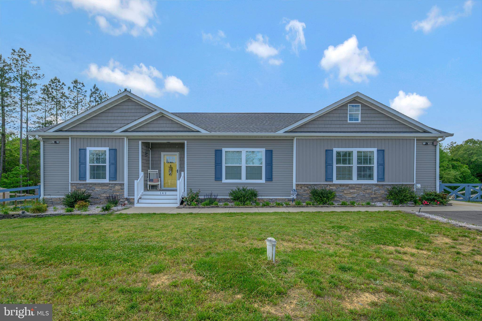 Fredericksburg, VA 22405,142 HICKORY HILL OVERLOOK CT