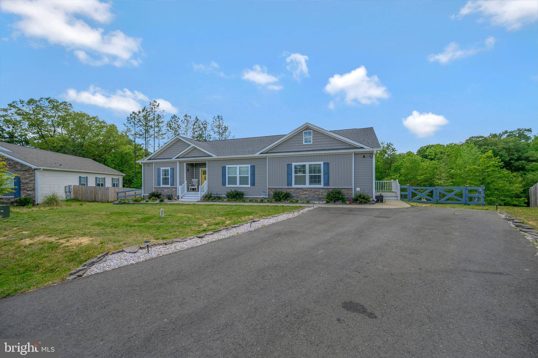 Fredericksburg, VA 22405,142 HICKORY HILL OVERLOOK CT