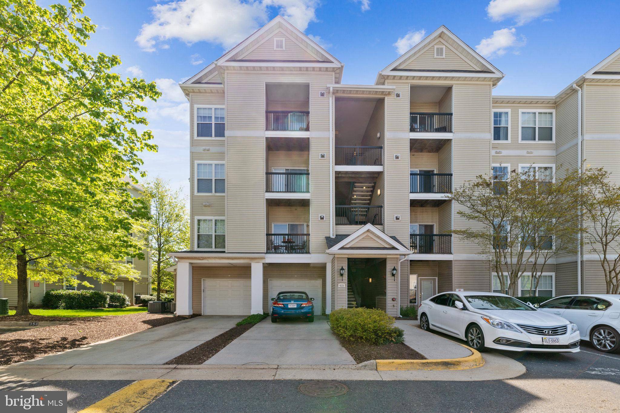 Centreville, VA 20120,5121-K TRAVIS EDWARD WAY