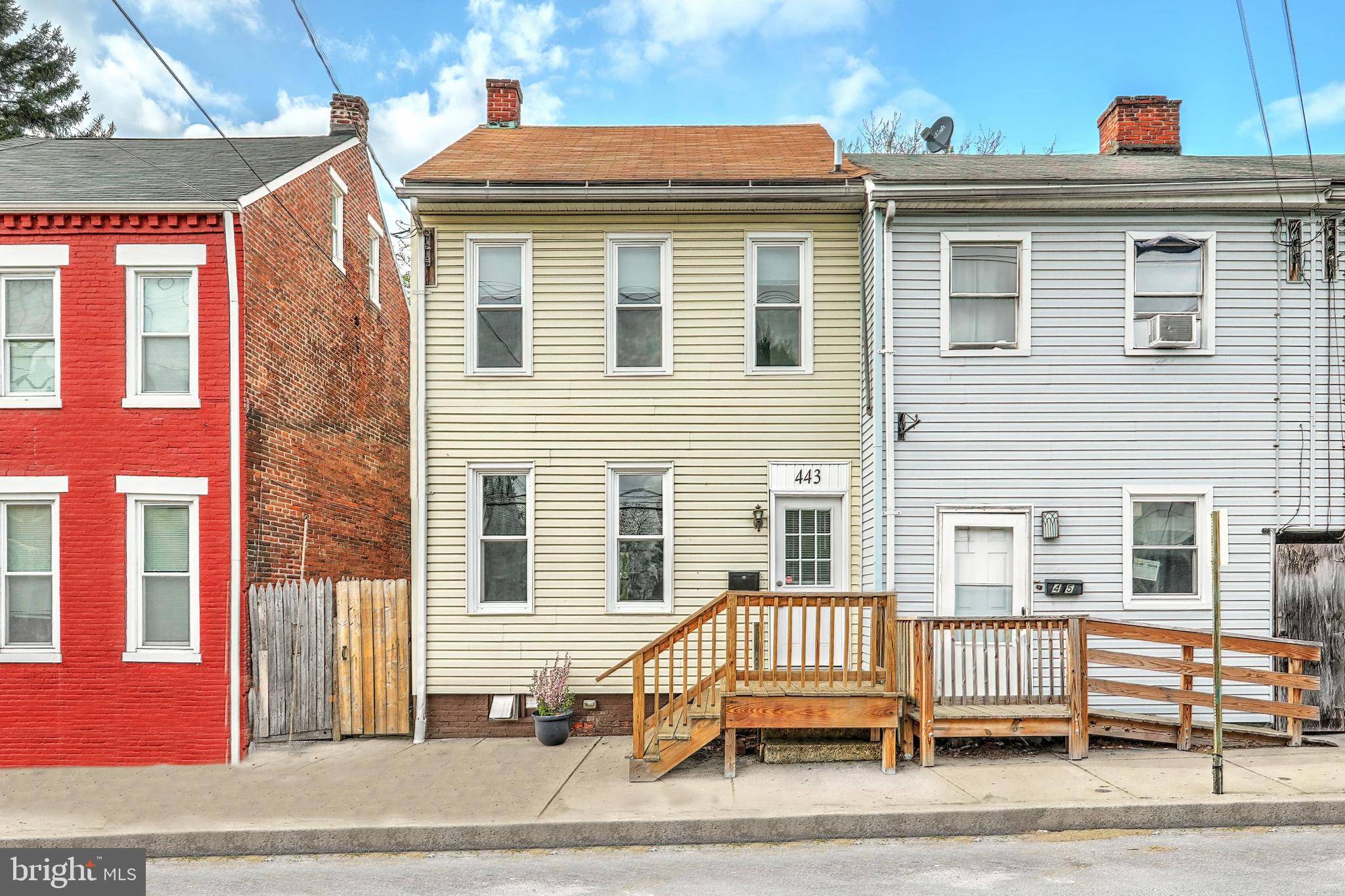 Columbia, PA 17512,443 UNION ST