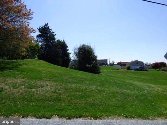 Stewartstown, PA 17363,64 MILL ST