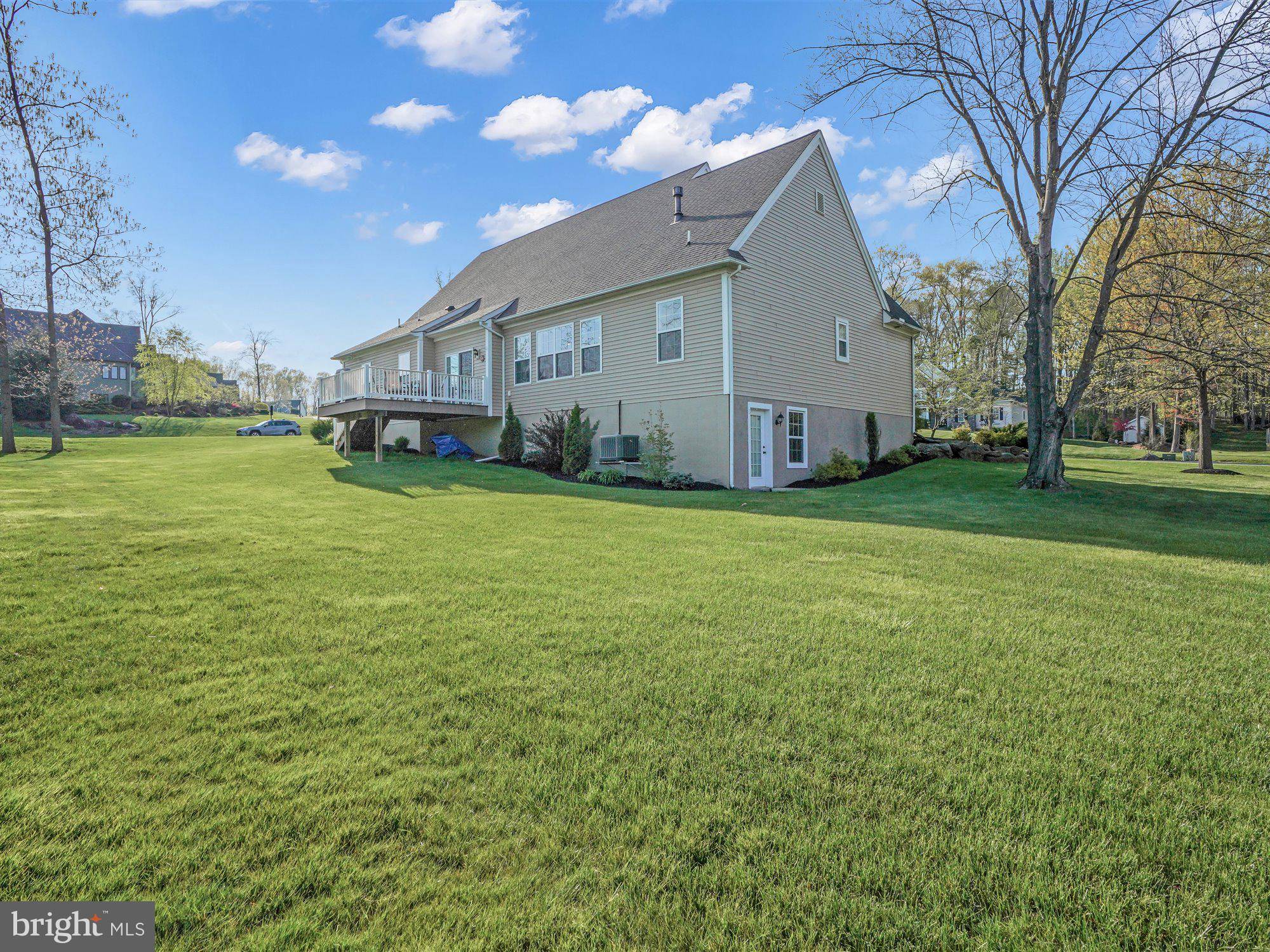 Manheim, PA 17545,633 QUAIL CREEK