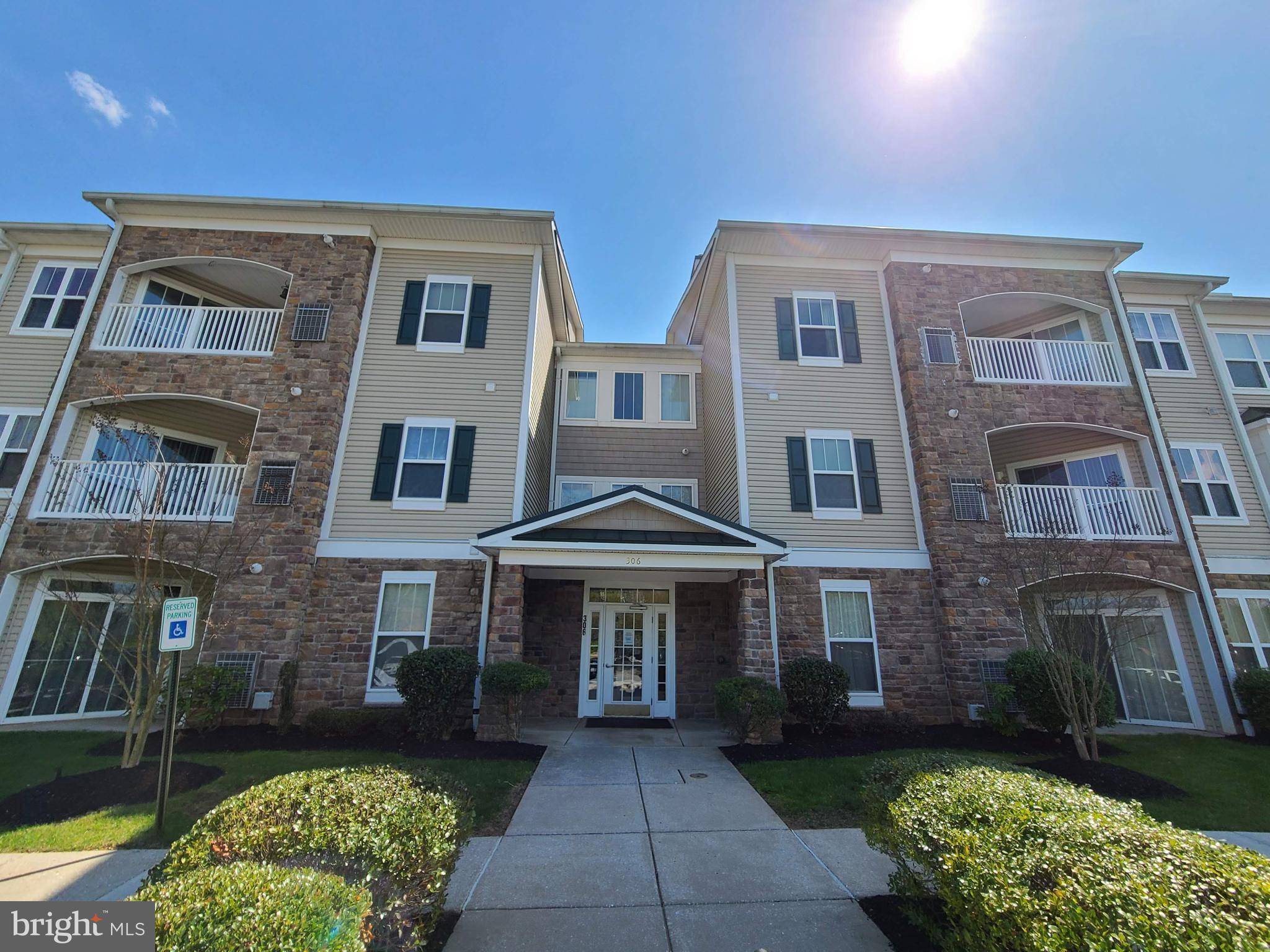 Owings Mills, MD 21117,306 WYNDHAM CIR #B