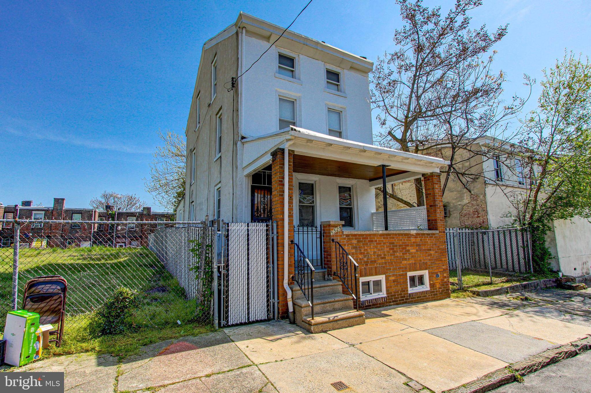 Philadelphia, PA 19138,5529 SPRAGUE ST