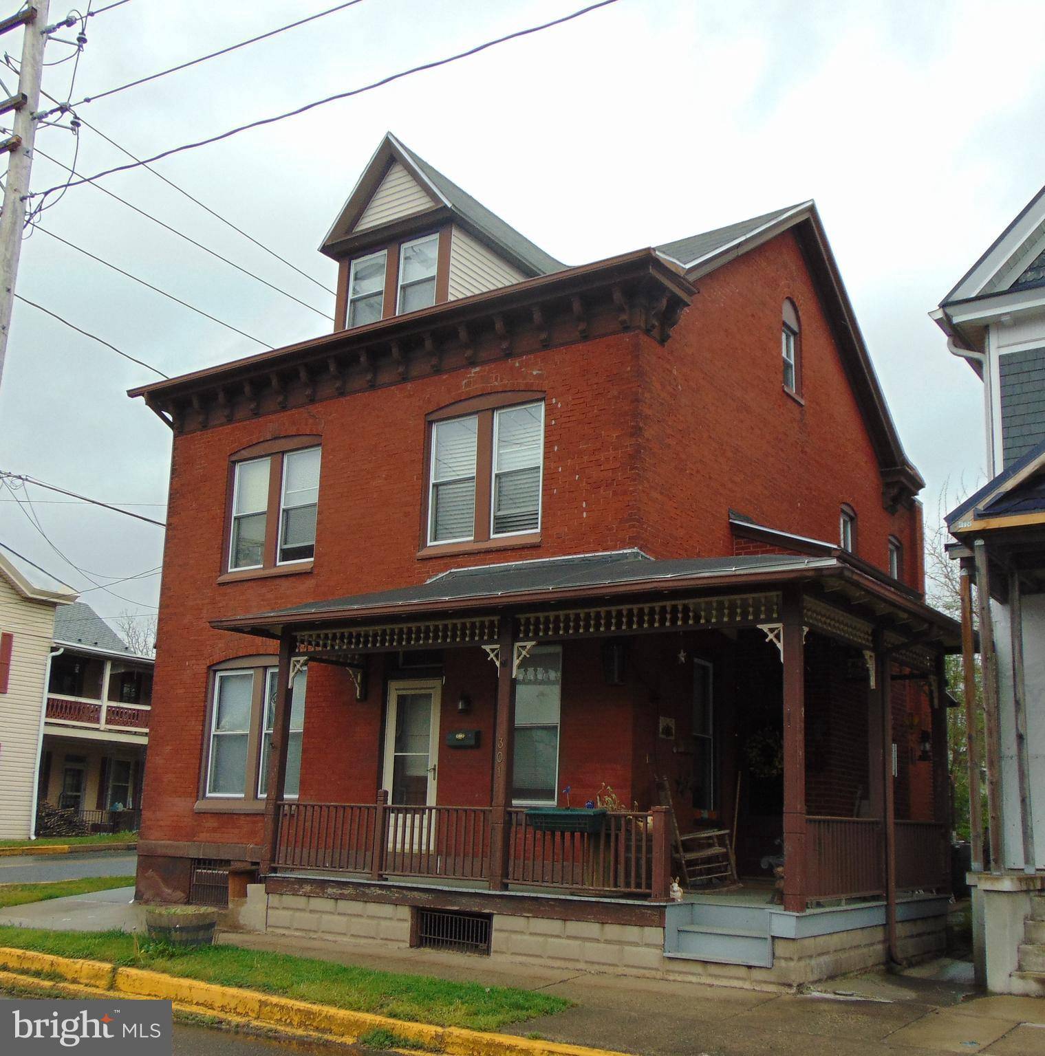 Orwigsburg, PA 17961,301 MARKET E