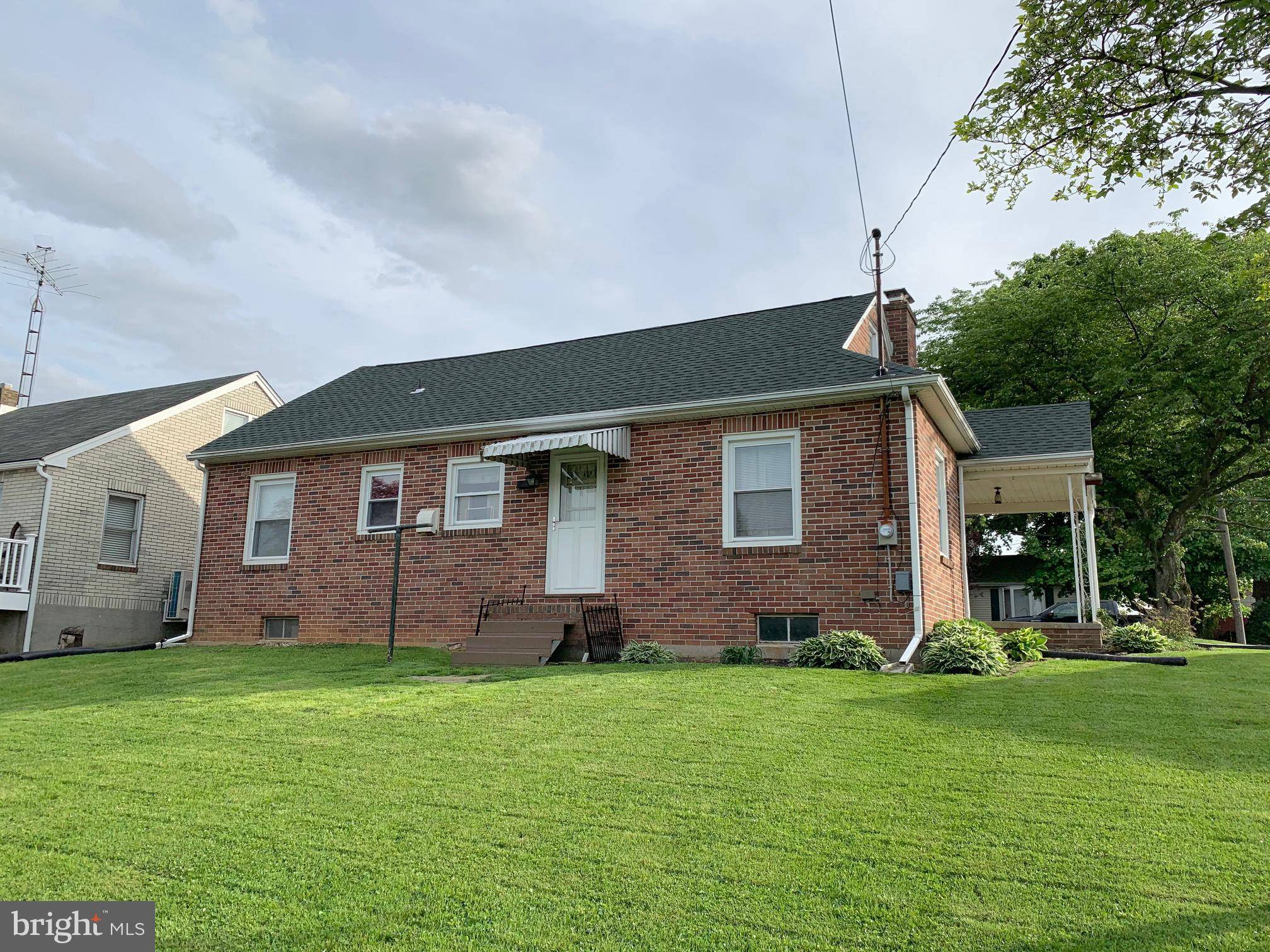 Dallastown, PA 17313,437 W MAPLE ST