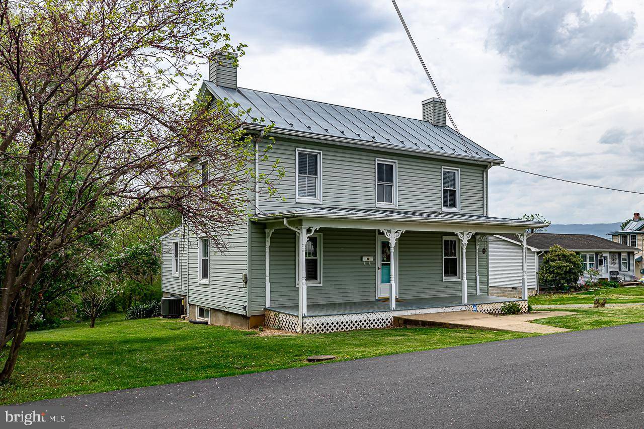 Luray, VA 22835,17 WOODLAND AVE