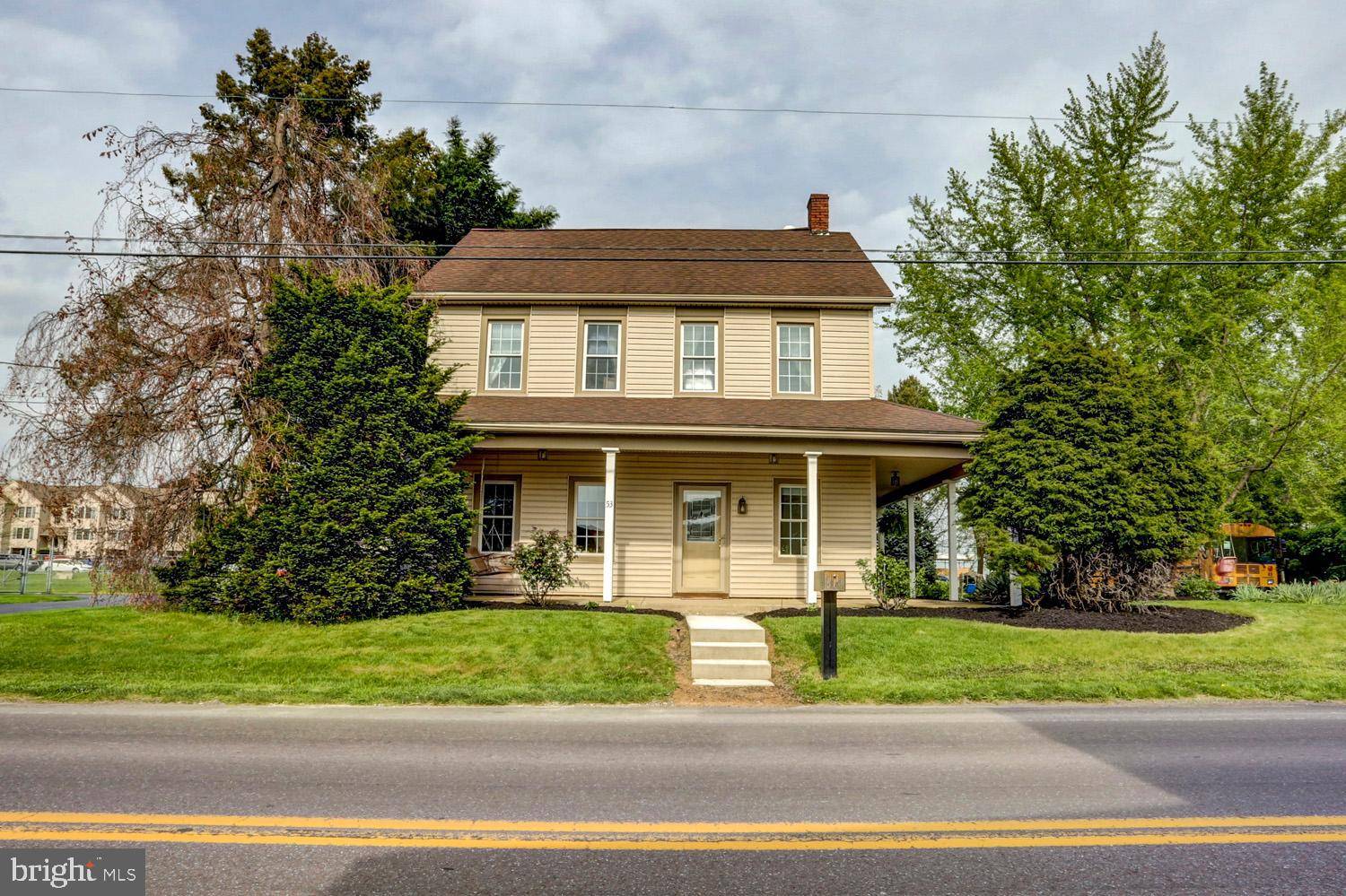 Leola, PA 17540,53 NEWPORT RD