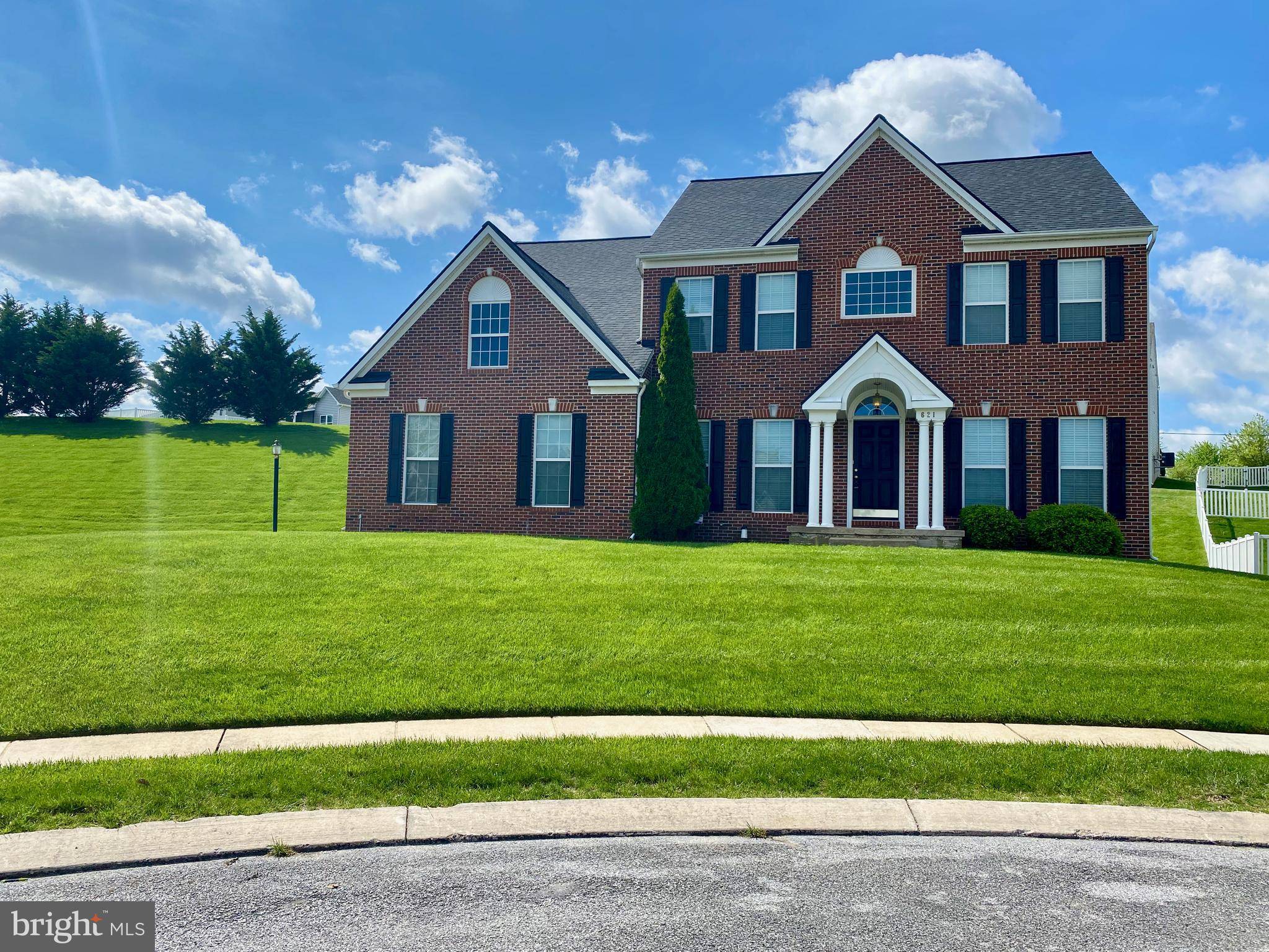 Seven Valleys, PA 17360,621 GLEN ARBOR CT