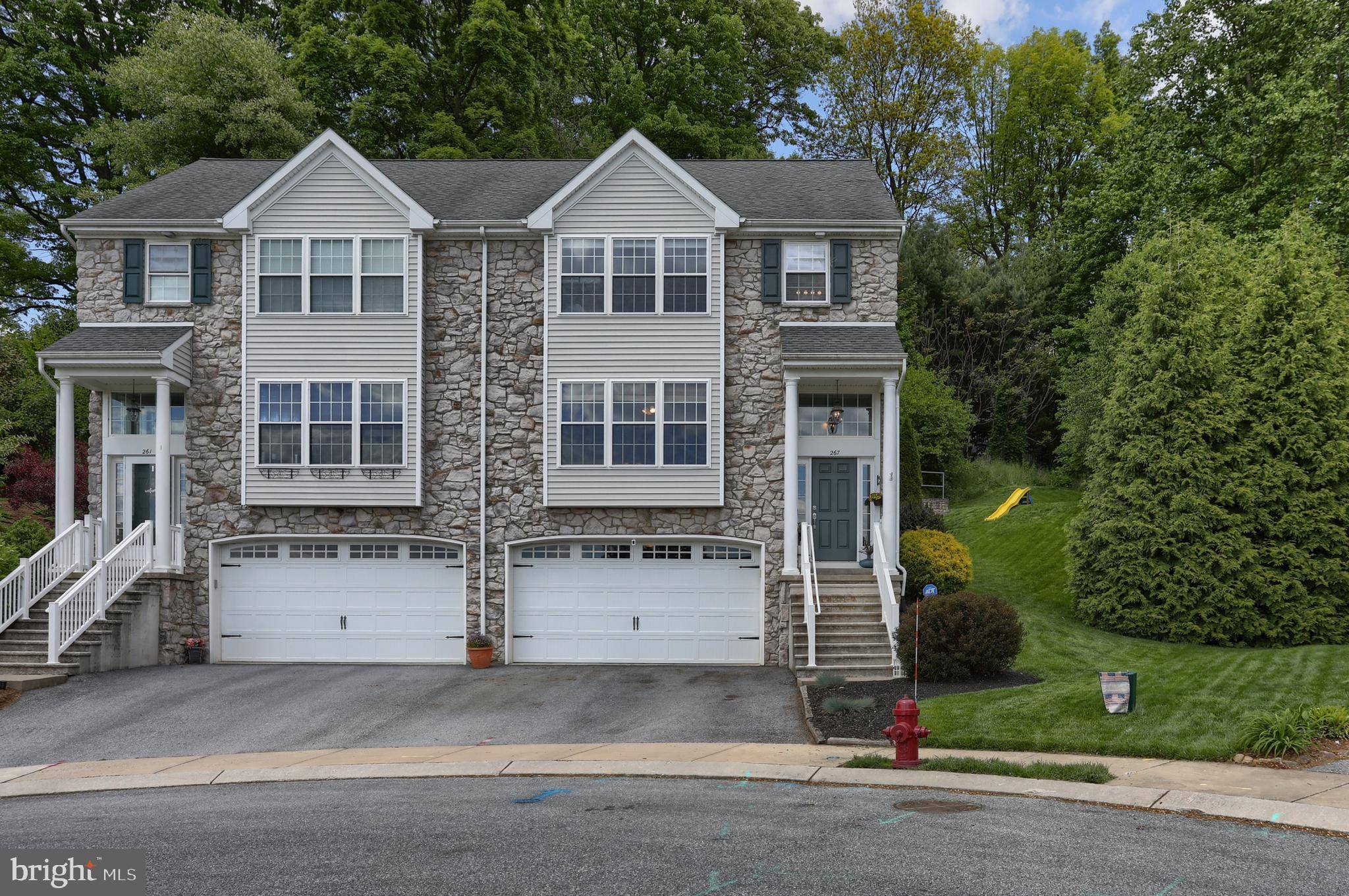 Ephrata, PA 17522,267 SPARROW LN