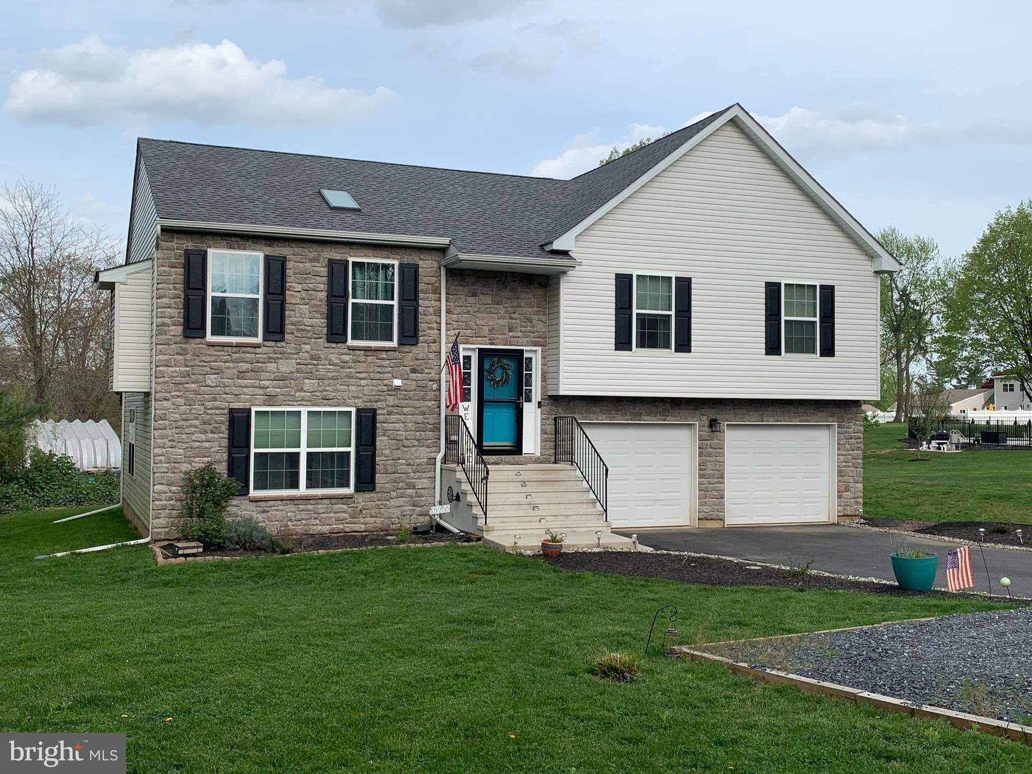 Center Valley, PA 18034,5255 PRICE AVE #REAR