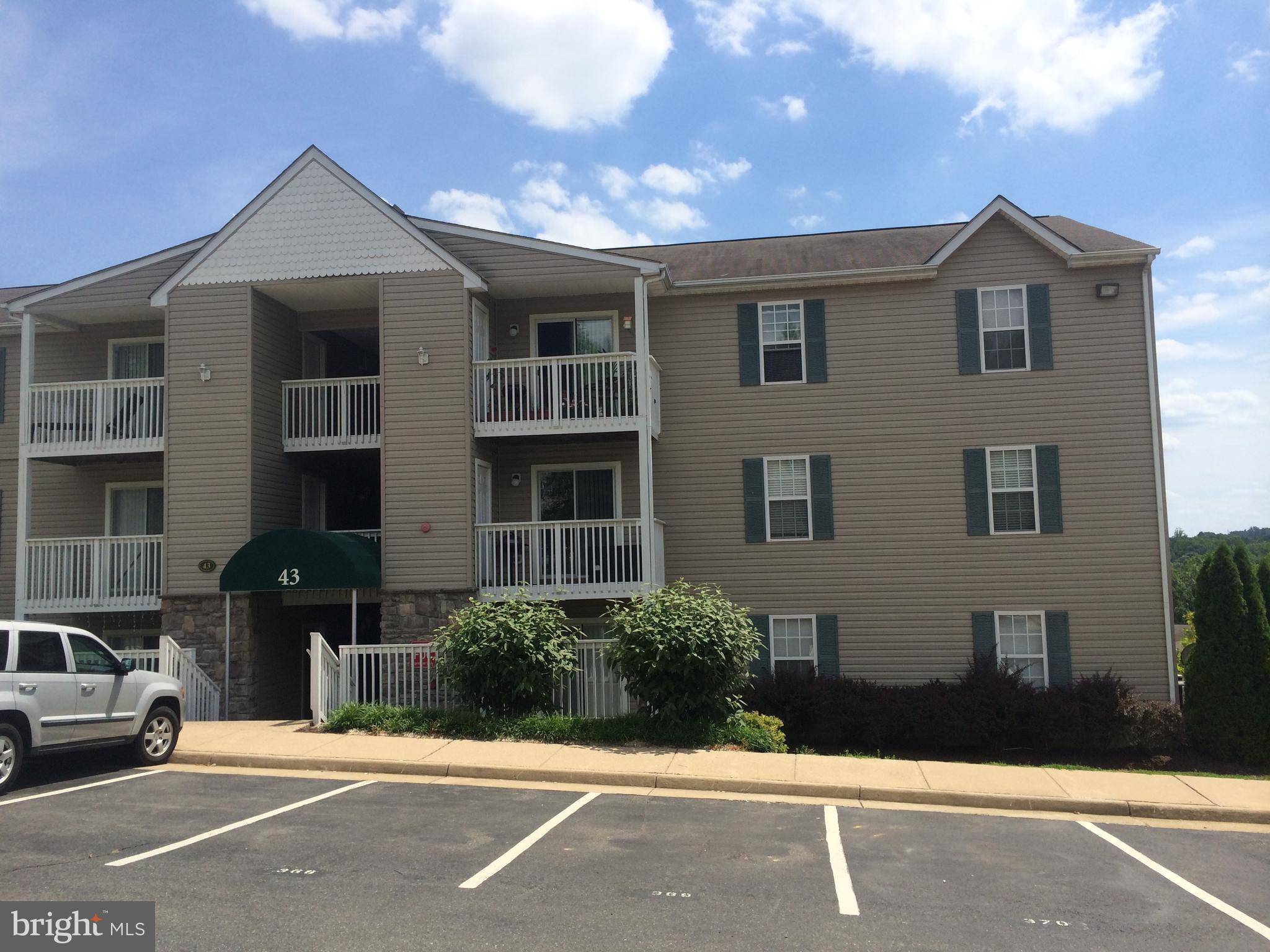 Stafford, VA 22554,43 WHITE PINE CIR #303