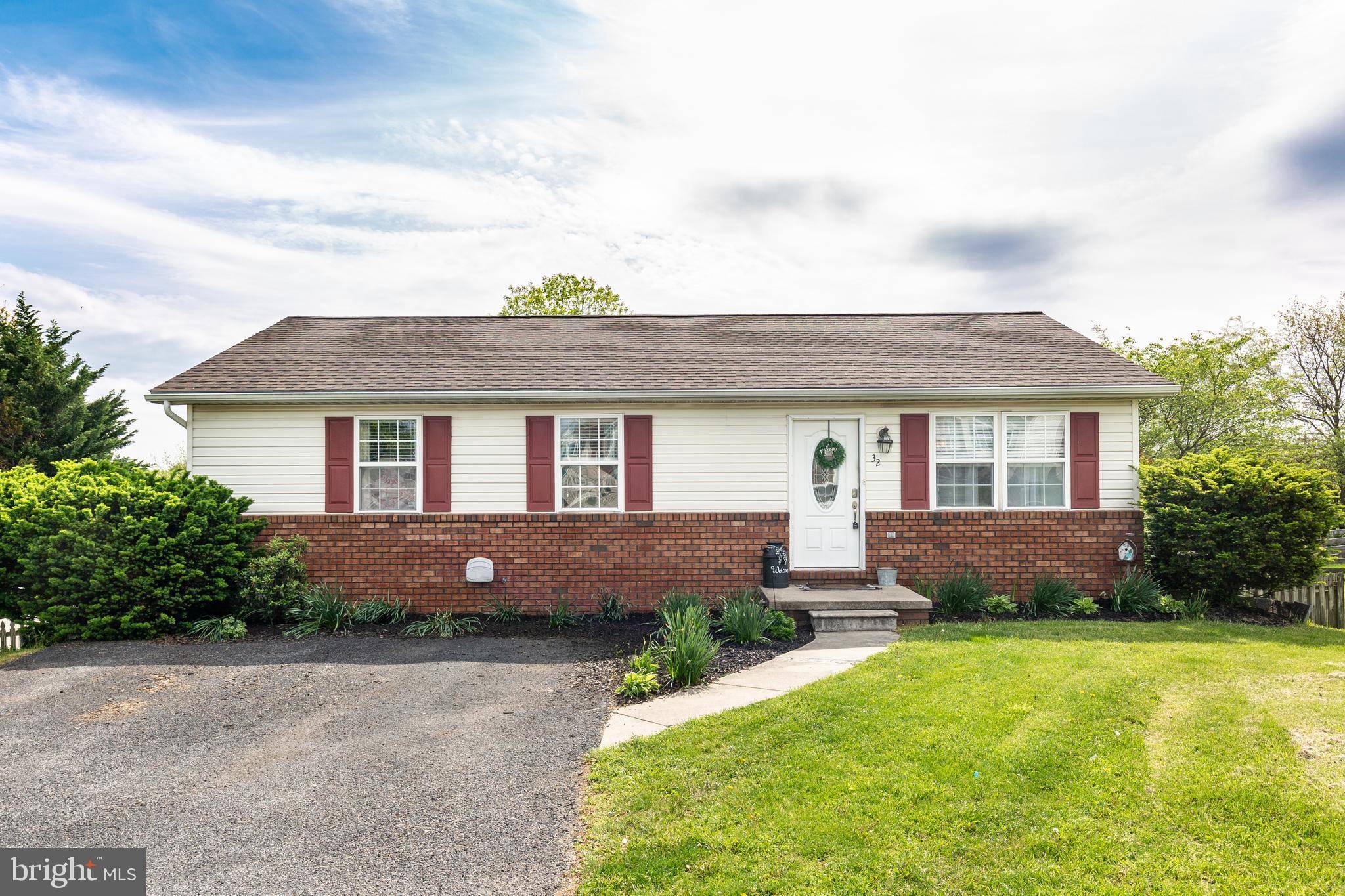 Littlestown, PA 17340,32 CONSTITUTION CT