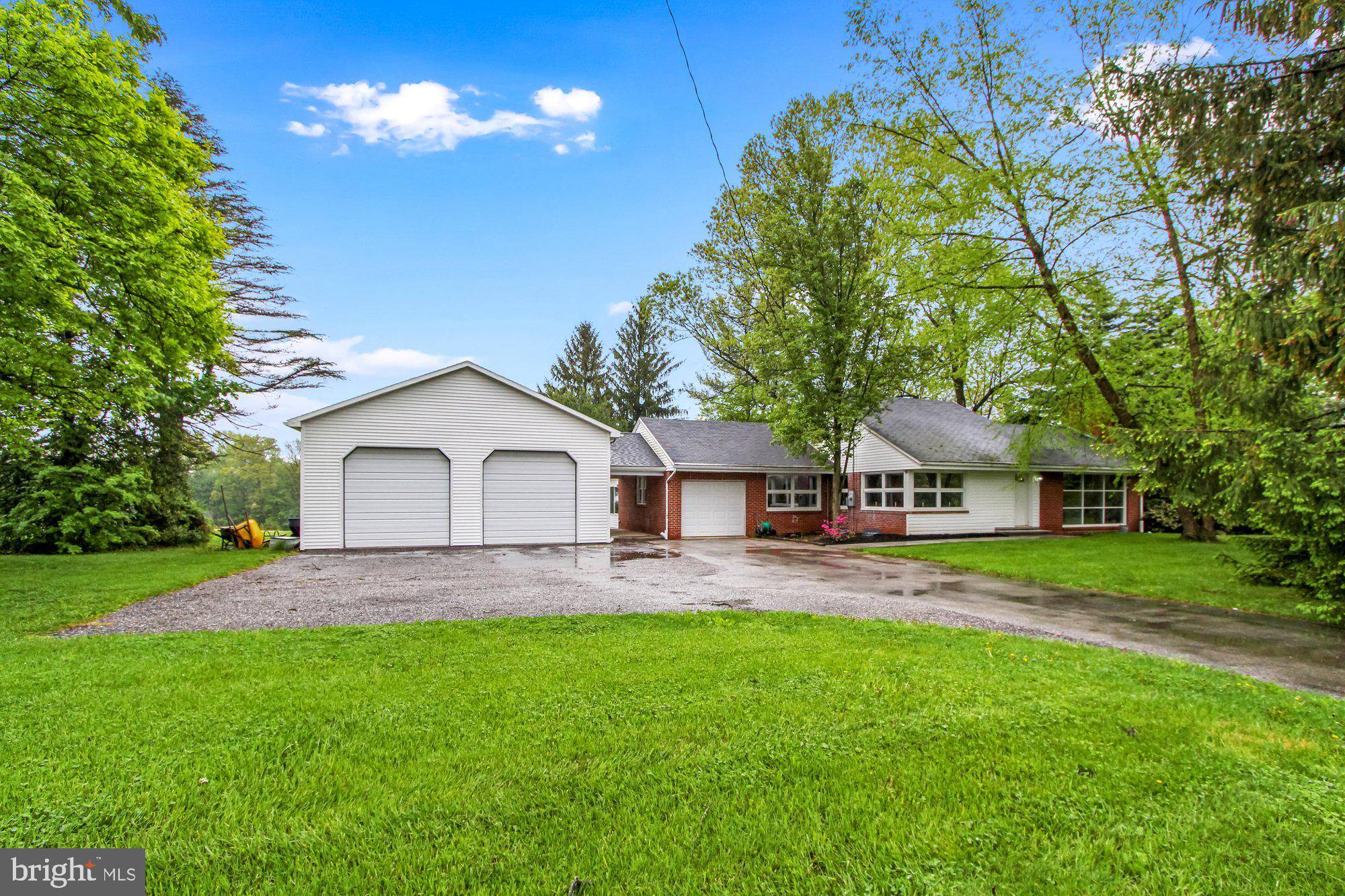 Stewartstown, PA 17363,19045 BARRENS RD S