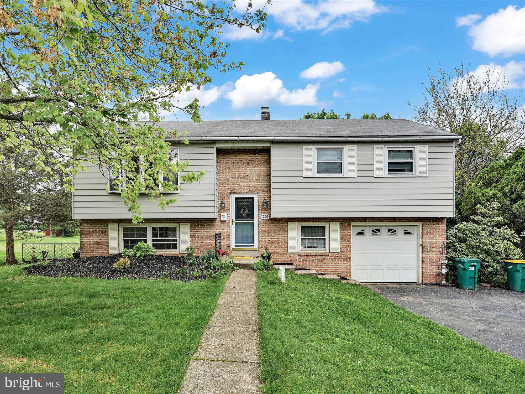 Red Hill, PA 18076,229 WELLINGTON WAY