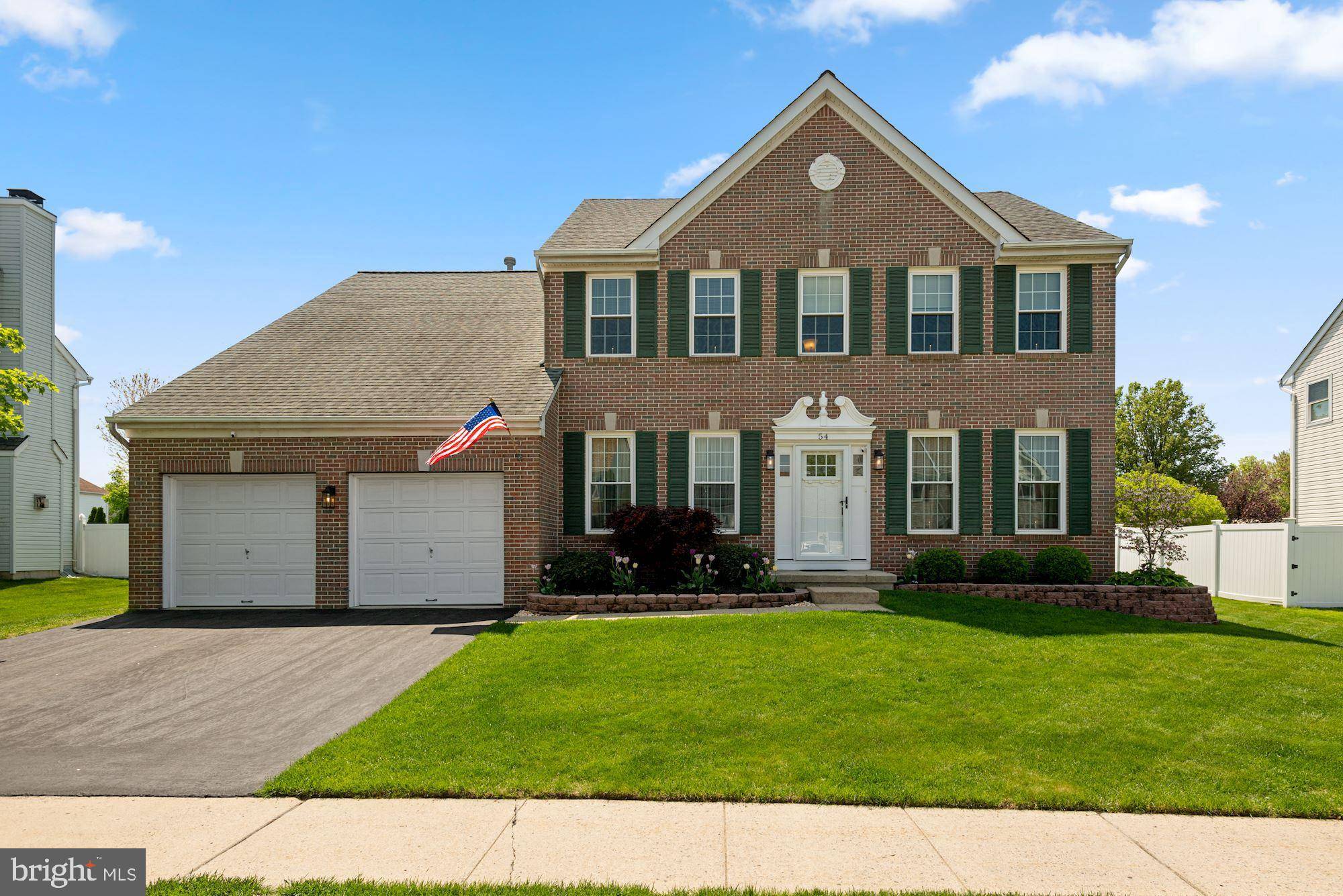 Burlington Township, NJ 08016,54 CANIDAE ST