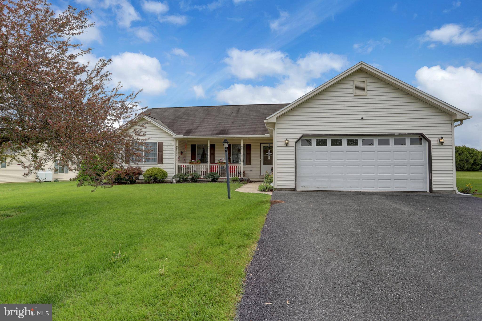 Mifflintown, PA 17059,38 WAGON WHEEL LN