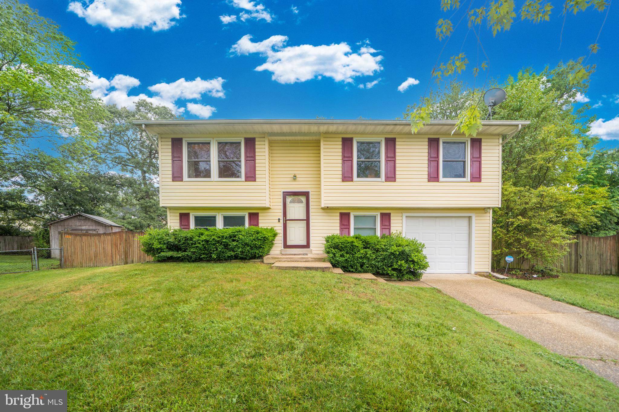 Waldorf, MD 20602,10 MACROOM CT