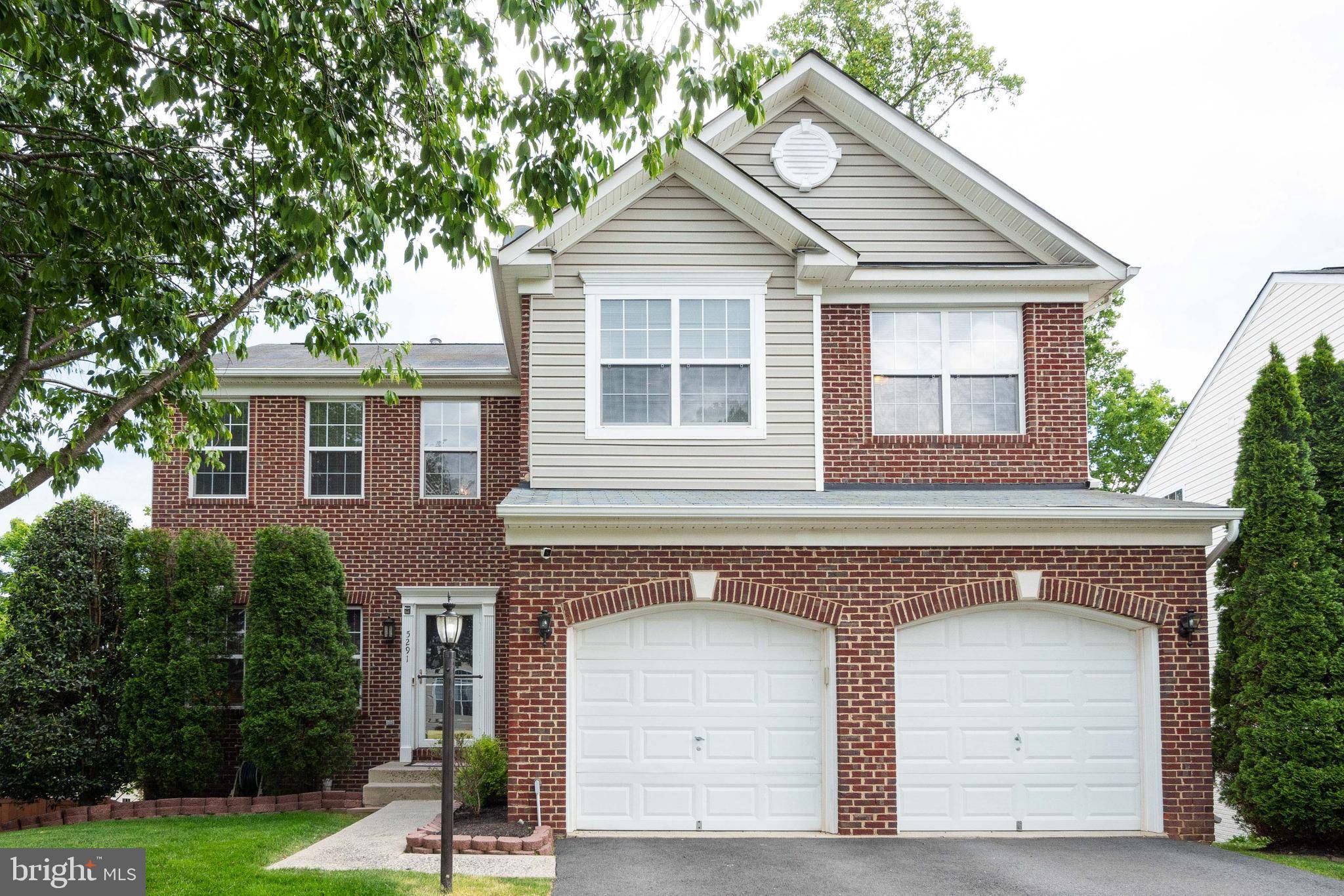 Woodbridge, VA 22193,5291 DAYBREAK LN