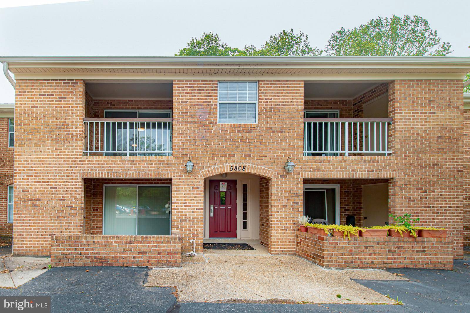 Burke, VA 22015,5808 COVE LANDING RD #301