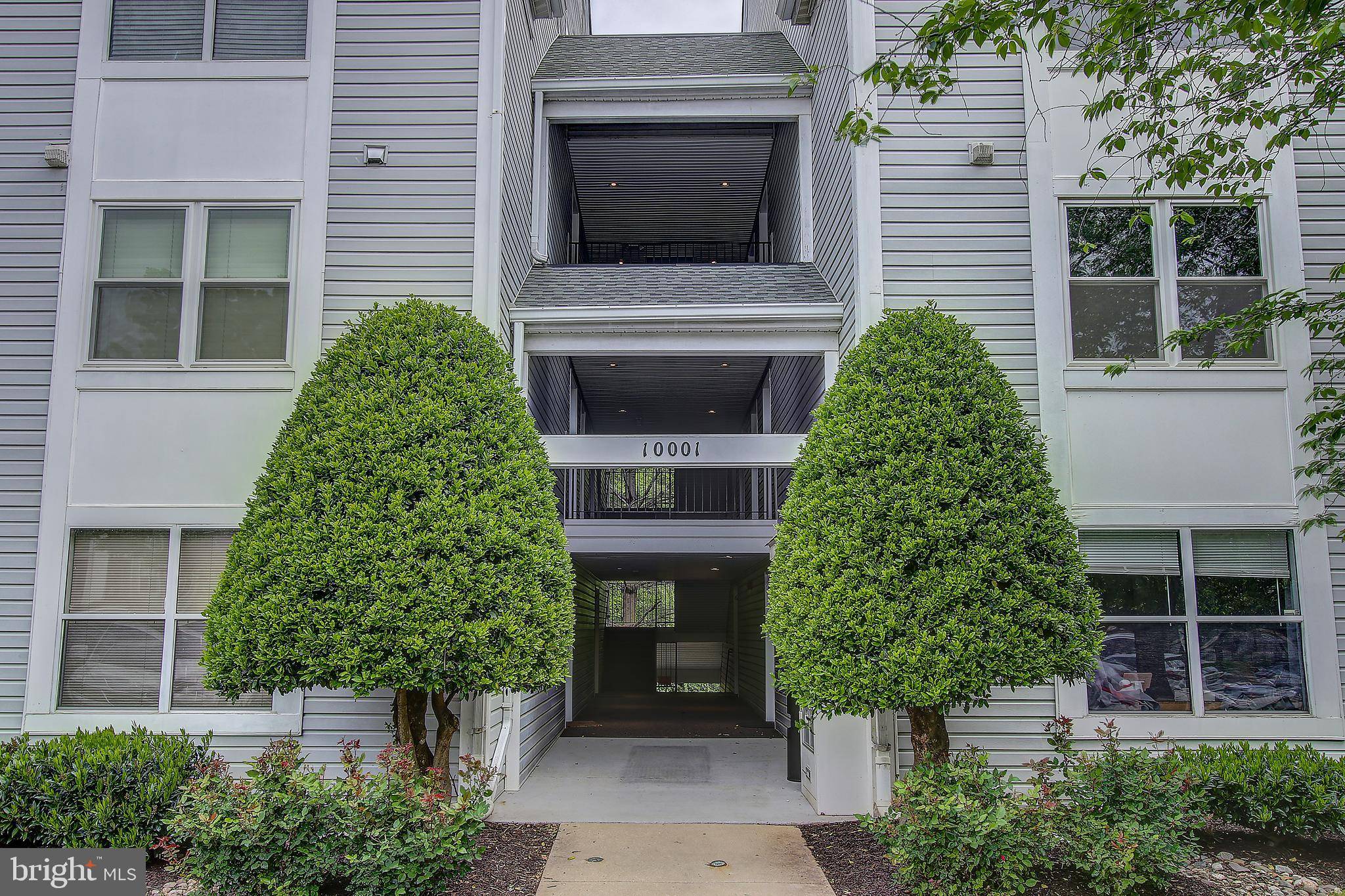 Rockville, MD 20850,10001 VANDERBILT CIR #12-2