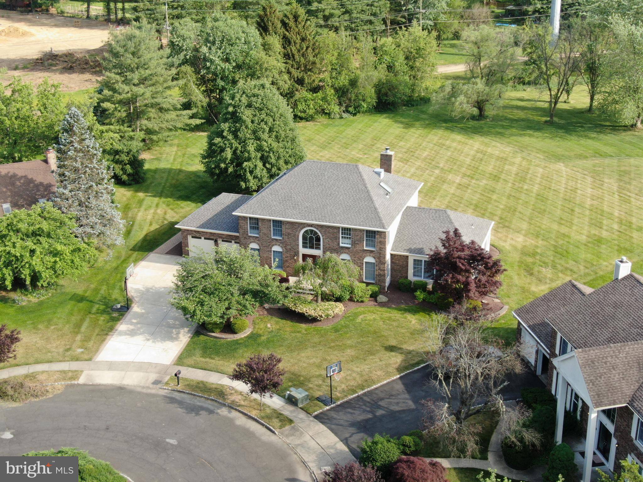 Princeton Junction, NJ 08550,10 WALNUT CT