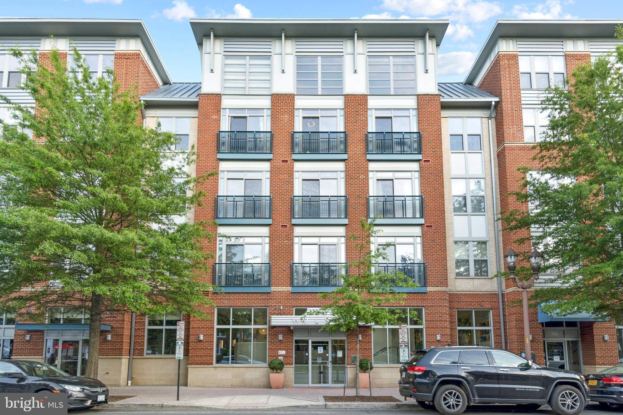 Arlington, VA 22201,1800 WILSON BLVD #407