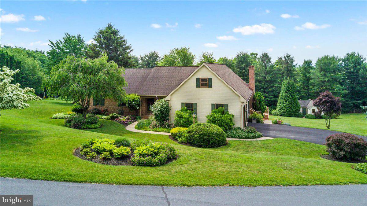 Willow Street, PA 17584,218 SKYLINE DR