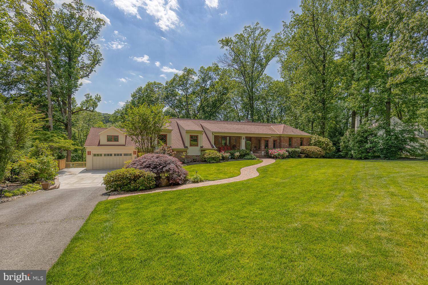 Falls Church, VA 22044,3257 JUNIPER LN