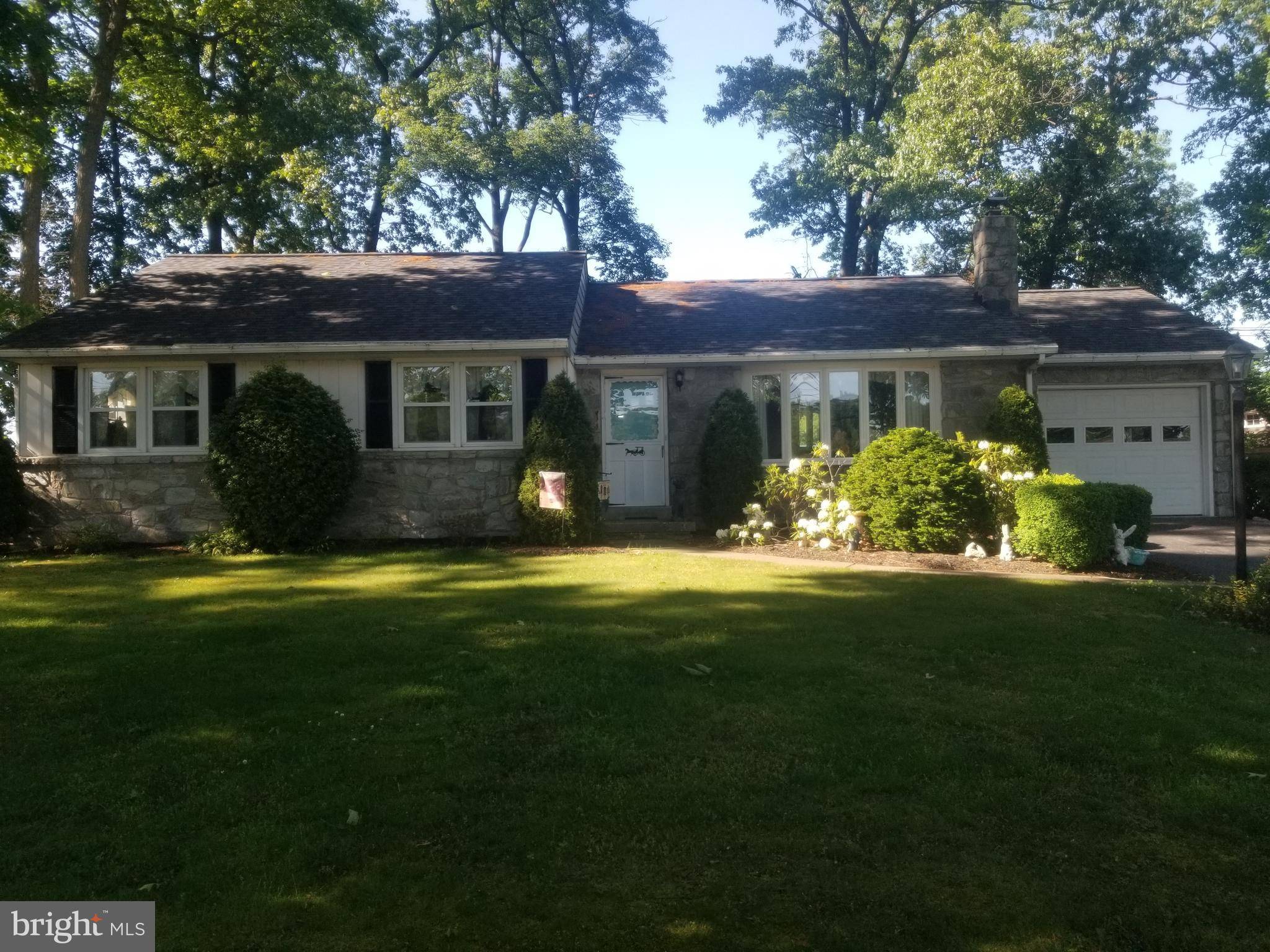 Elverson, PA 19520,24 W CONESTOGA RD