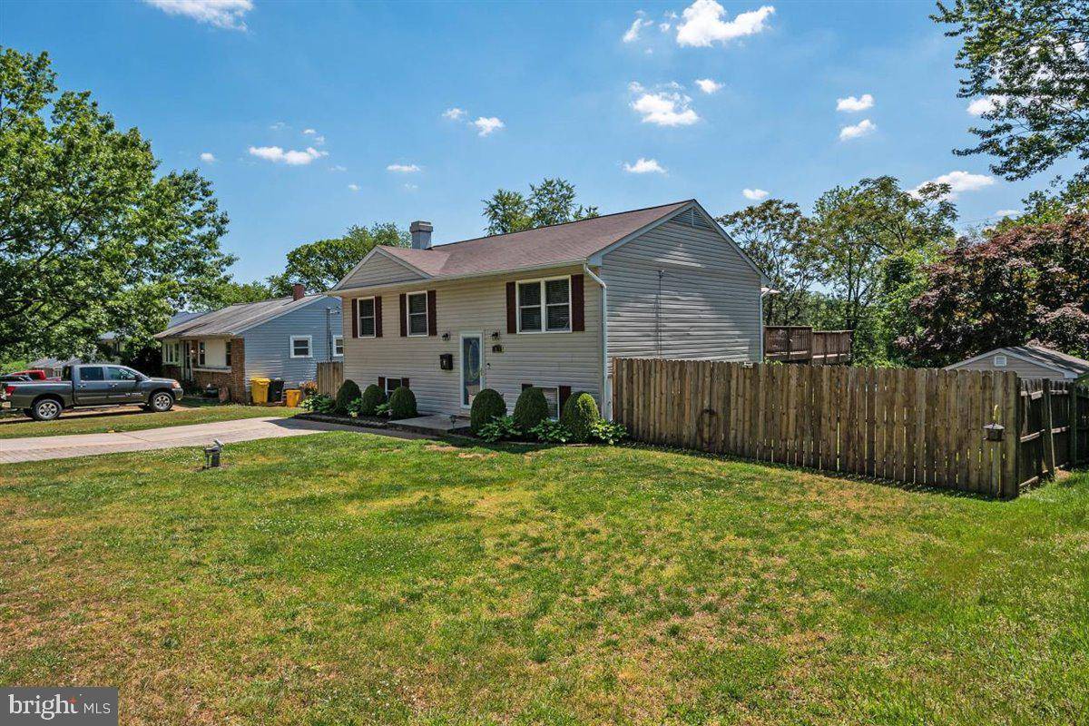 Linthicum Heights, MD 21090,5629 TORQUAY REACH