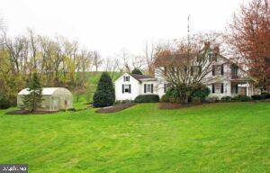 Willow Street, PA 17584,877 MILLWOOD RD