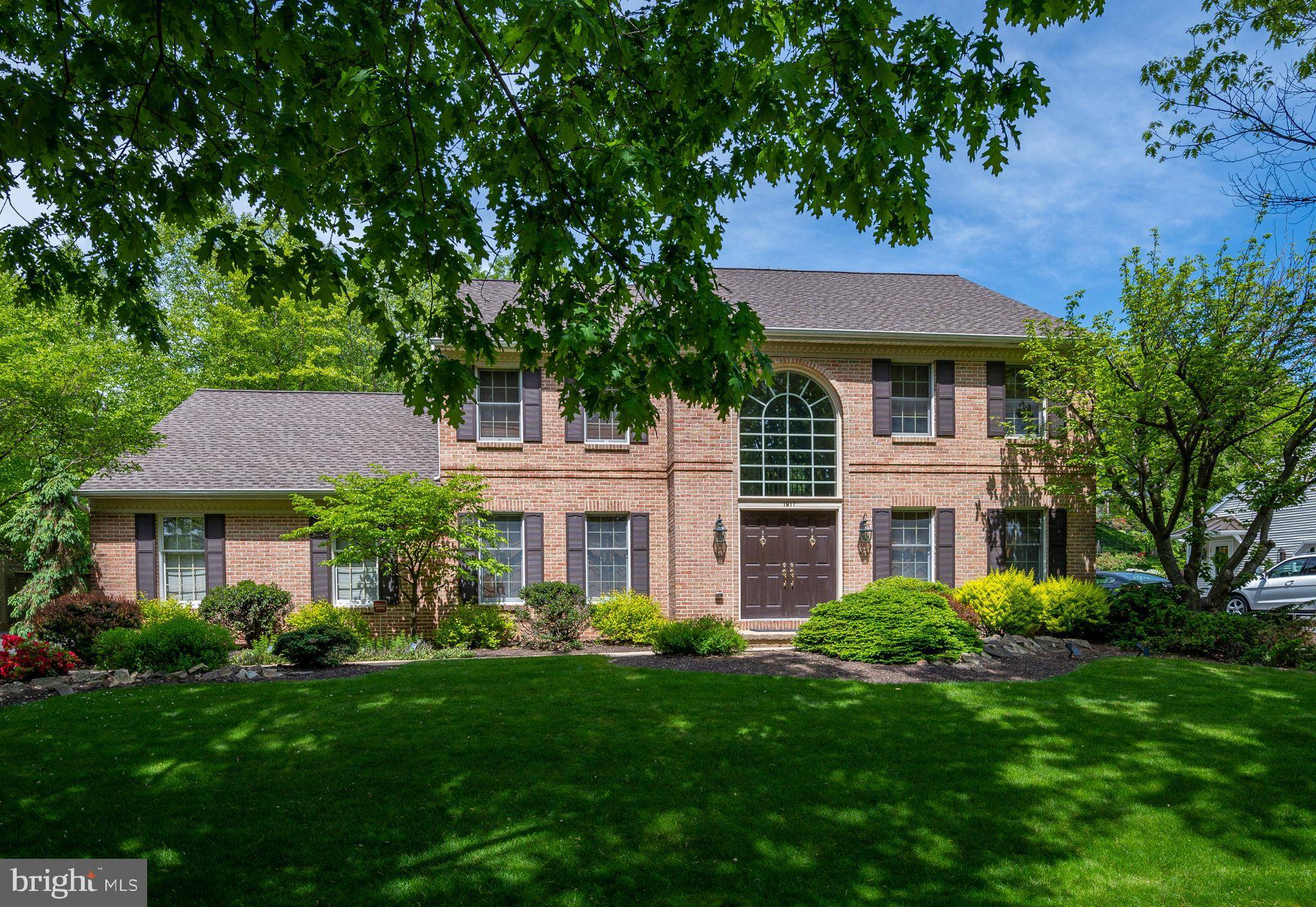 Wyomissing, PA 19610,1917 STURBRIDGE DR