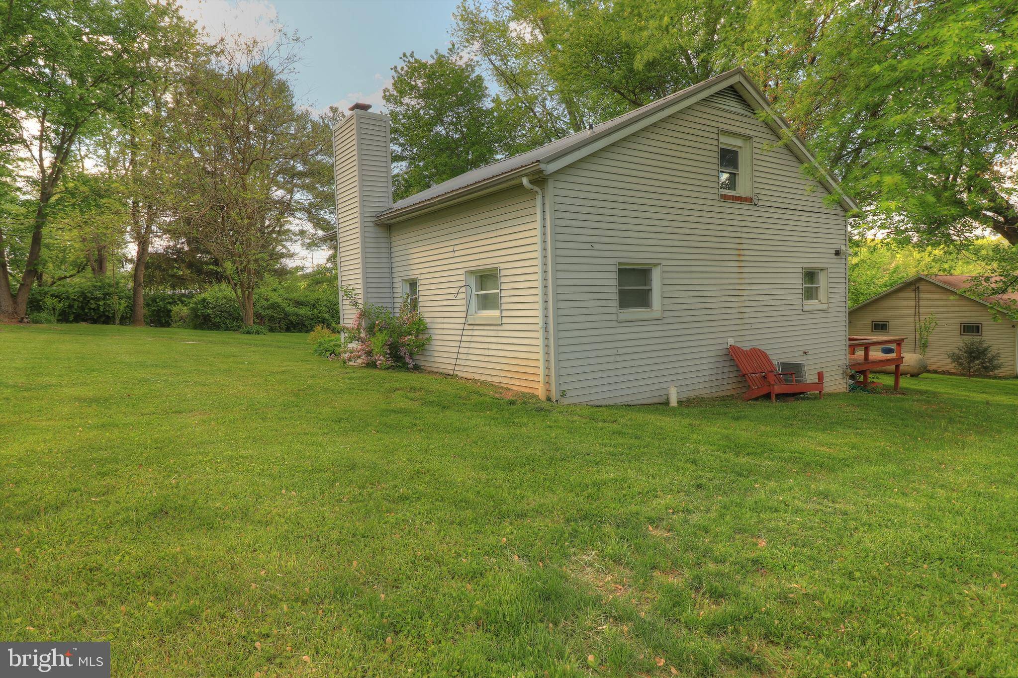 Delta, PA 17314,30 N WHITE PINE