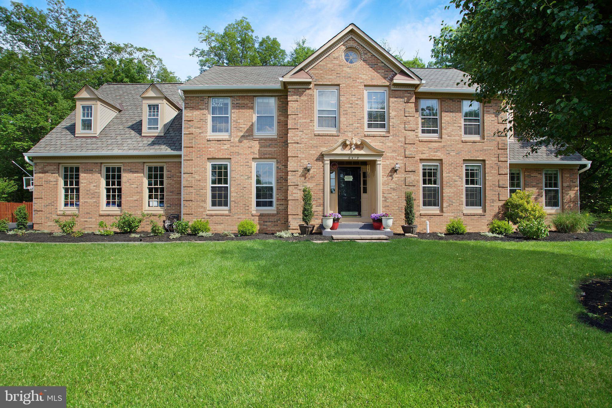 Clifton, VA 20124,6419 WOODLAND RUN CT