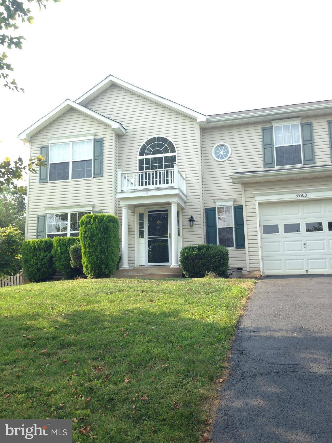 Round Hill, VA 20141,35500 SASSAFRAS DR