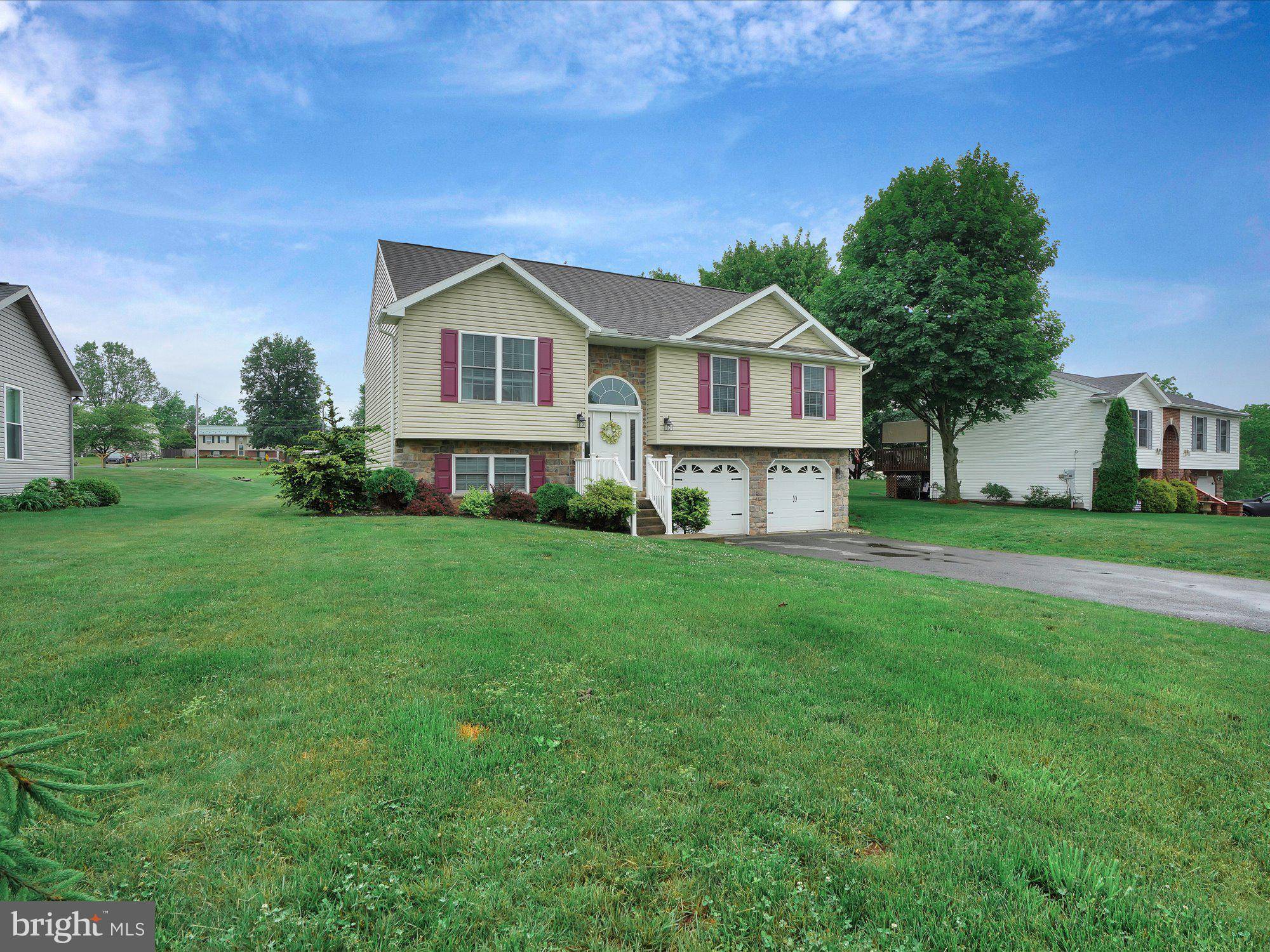 Auburn, PA 17922,1367 TEEPEE DR