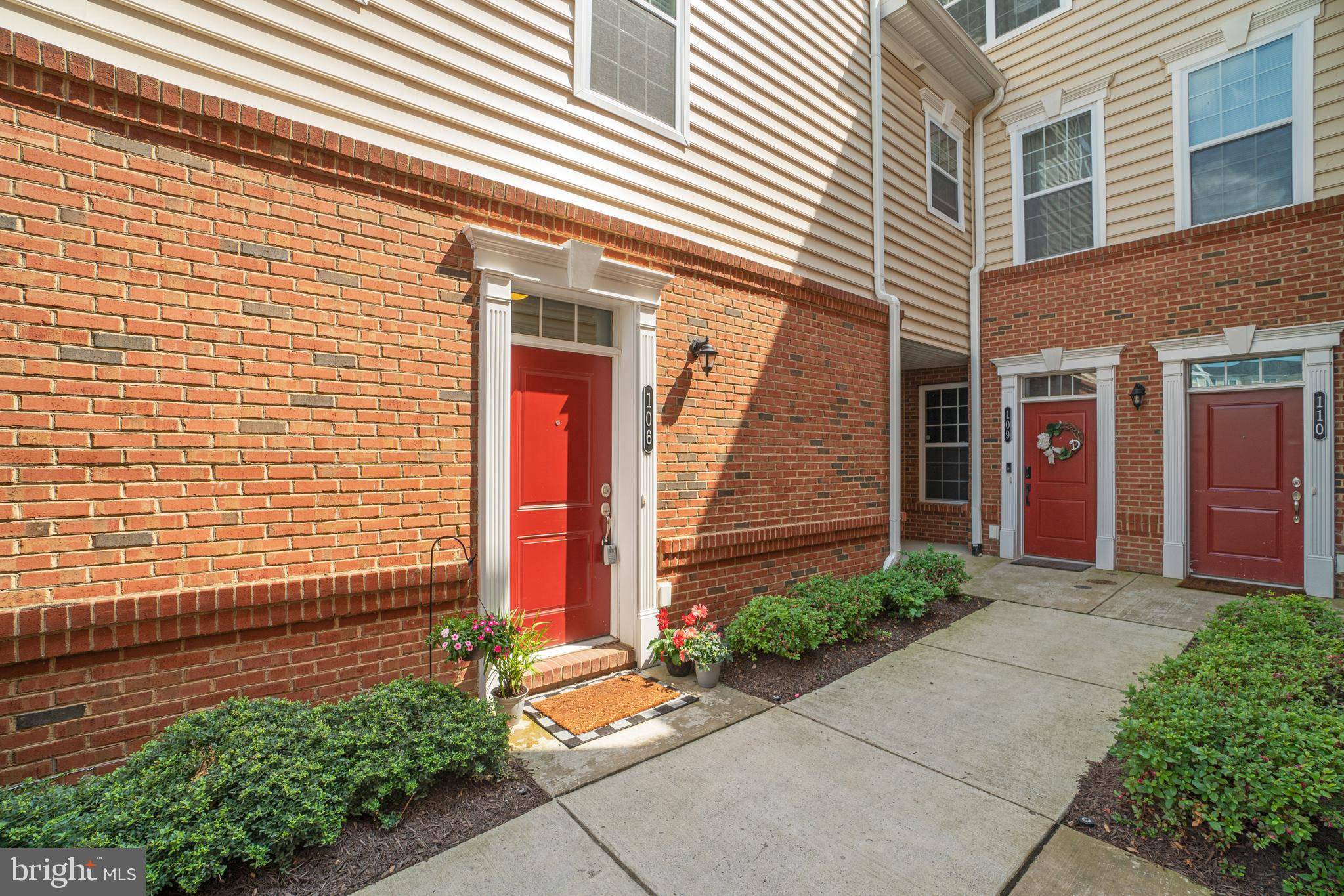 Ashburn, VA 20148,43047 STUARTS GLEN TER #106