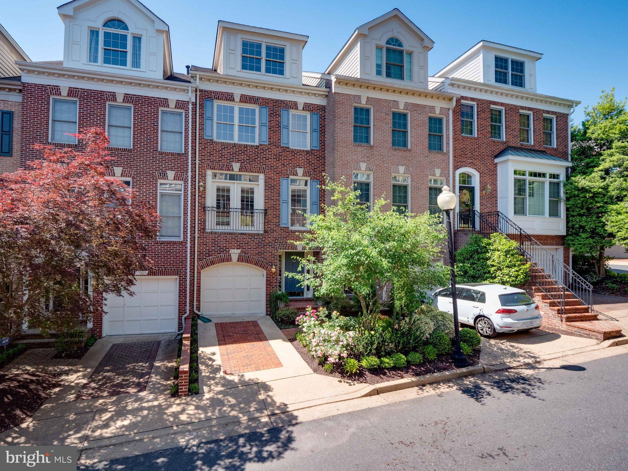 Arlington, VA 22209,1570 21ST CT N