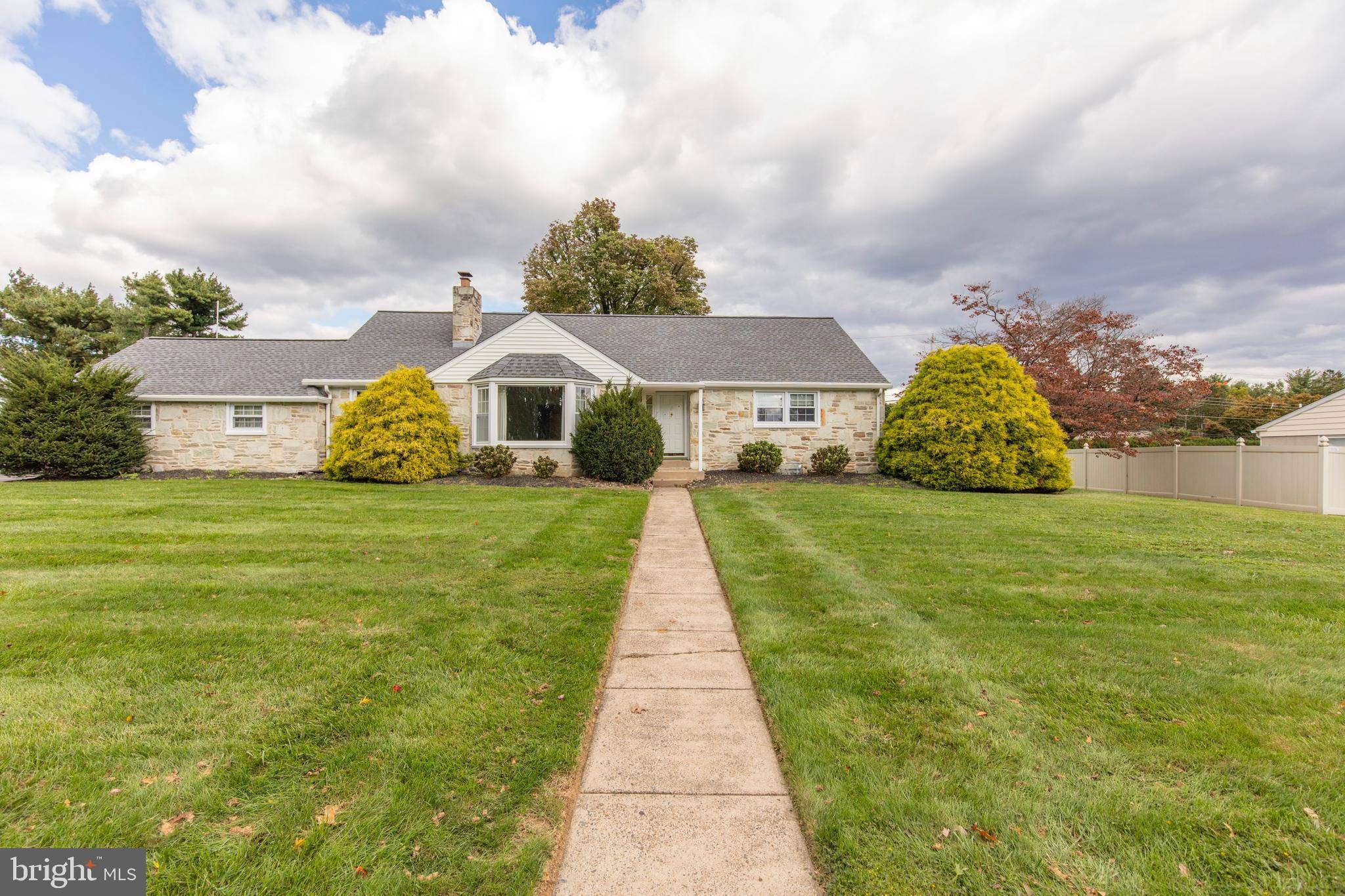 Huntingdon Valley, PA 19006,495 LAWRENCE RD