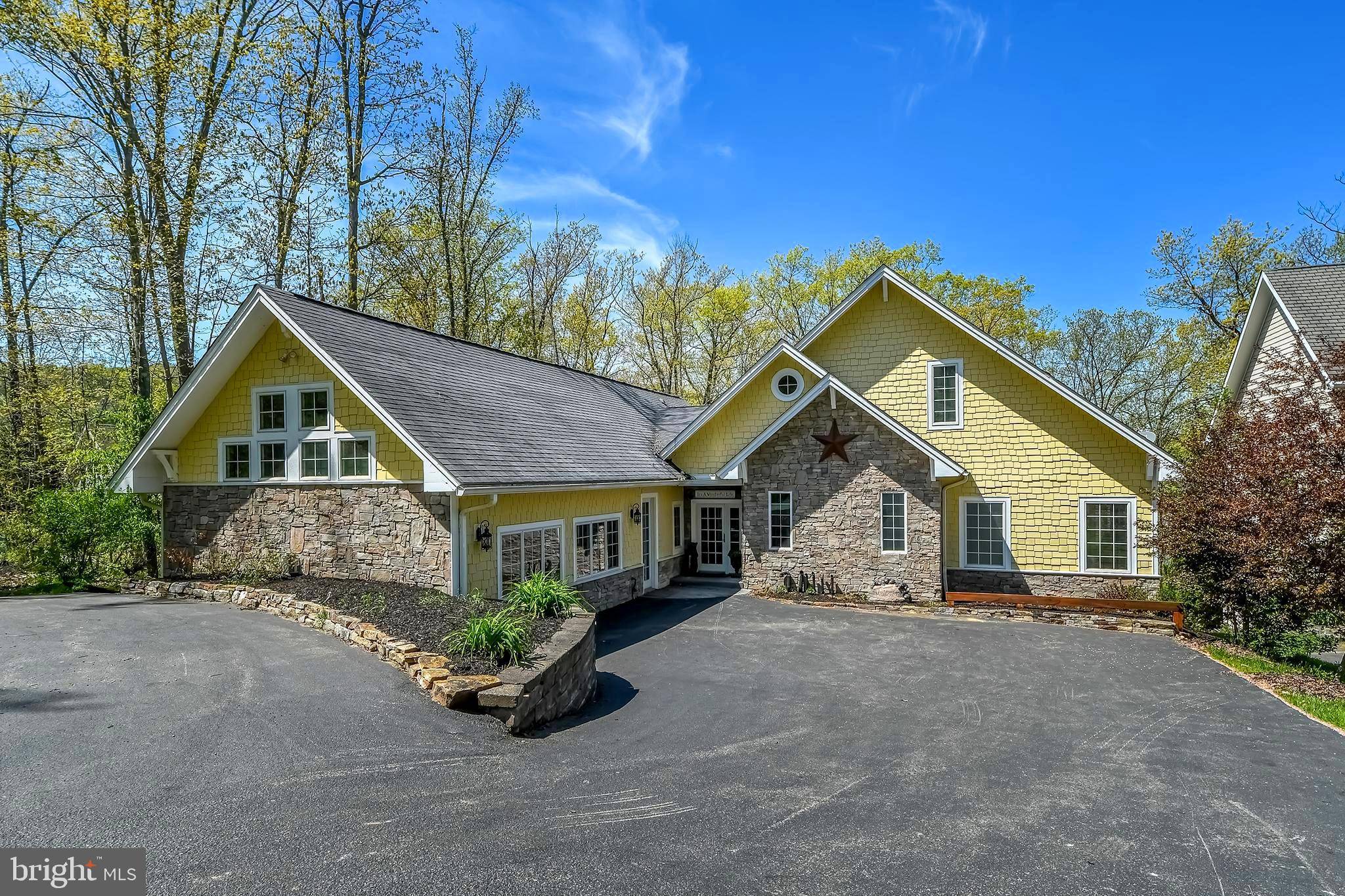 Oakland, MD 21550,273 GLENDALE RD