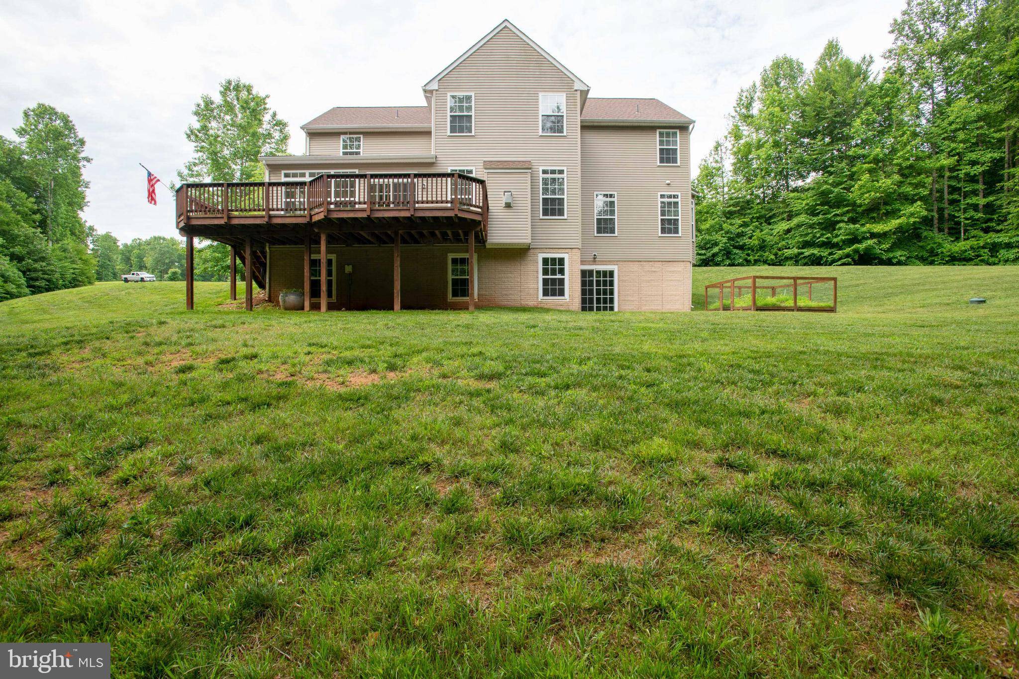 Fredericksburg, VA 22406,90 CROWNCREST RD