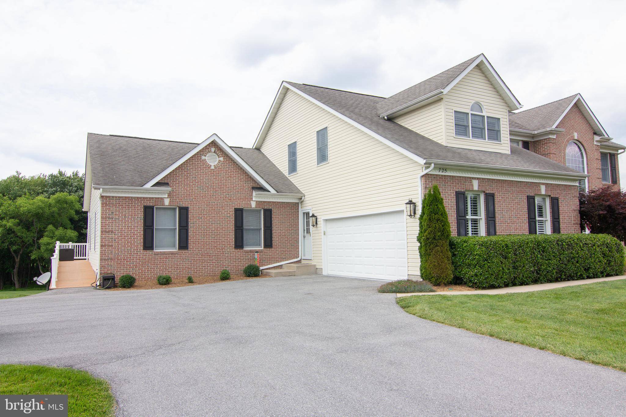 Sykesville, MD 21784,725 BREEZY LAKE WAY