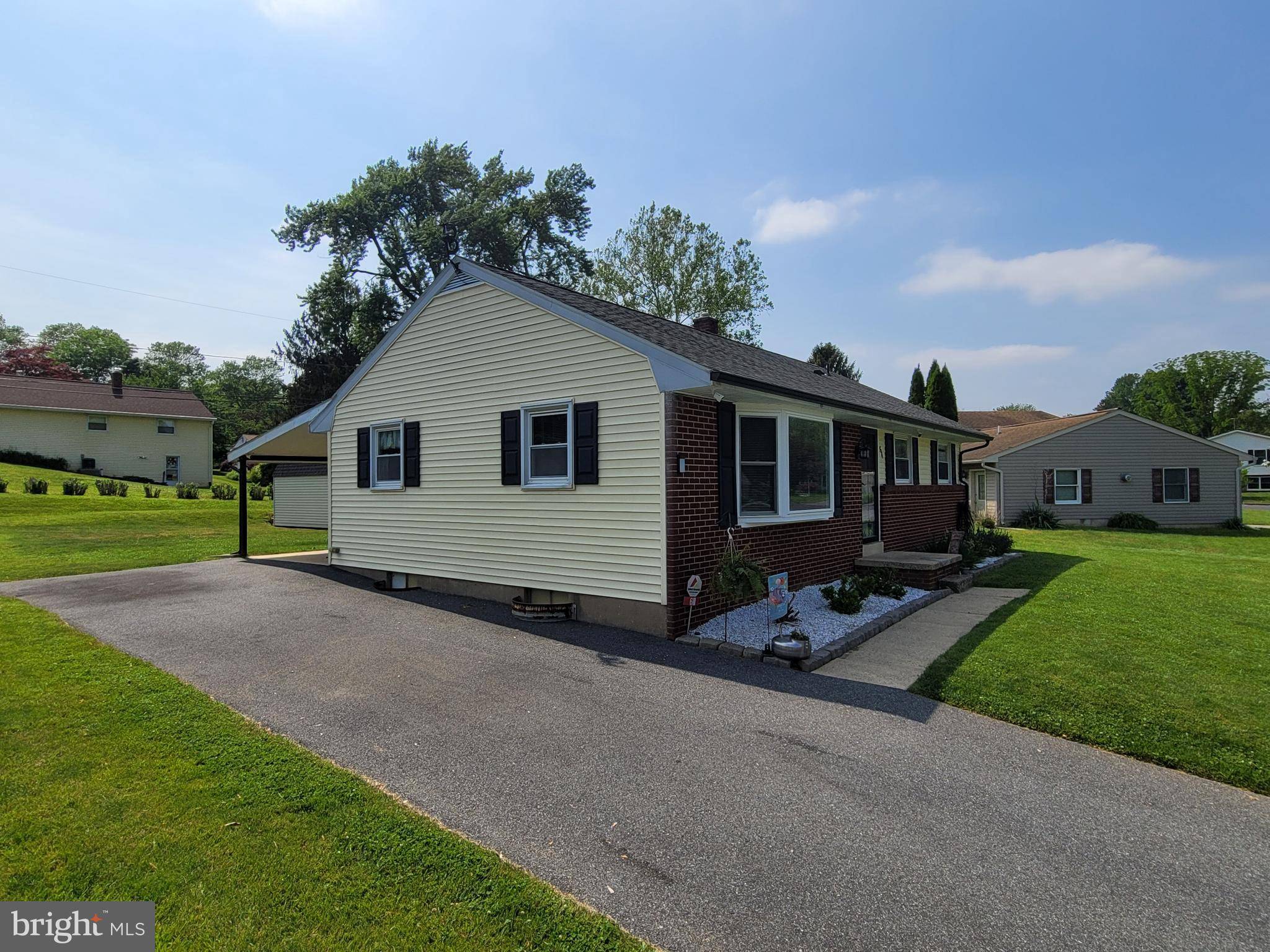 Lancaster, PA 17603,64 ALLAN DR