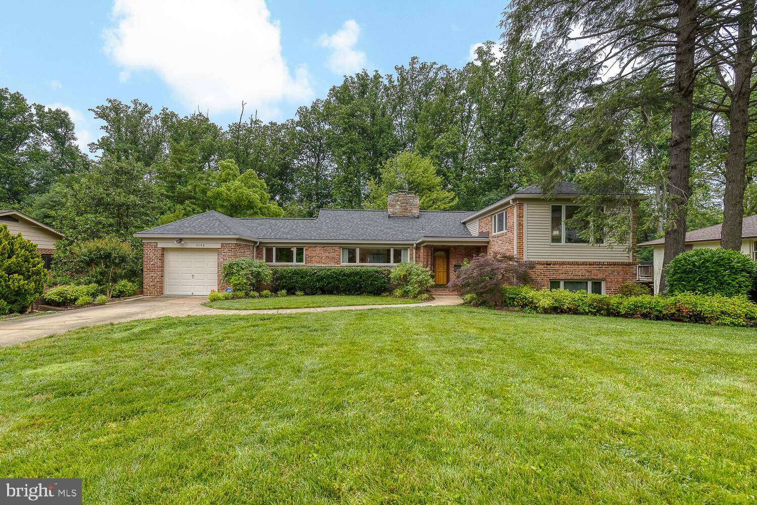 Falls Church, VA 22044,3126 JUNIPER LN