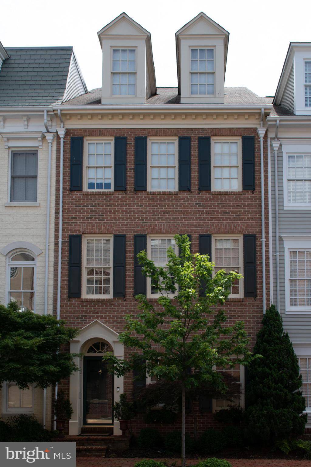 Alexandria, VA 22314,714 BATTERY PL