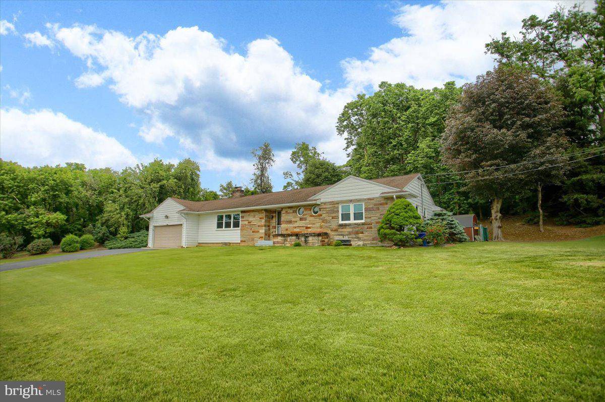 Boiling Springs, PA 17007,112 S RIDGE RD